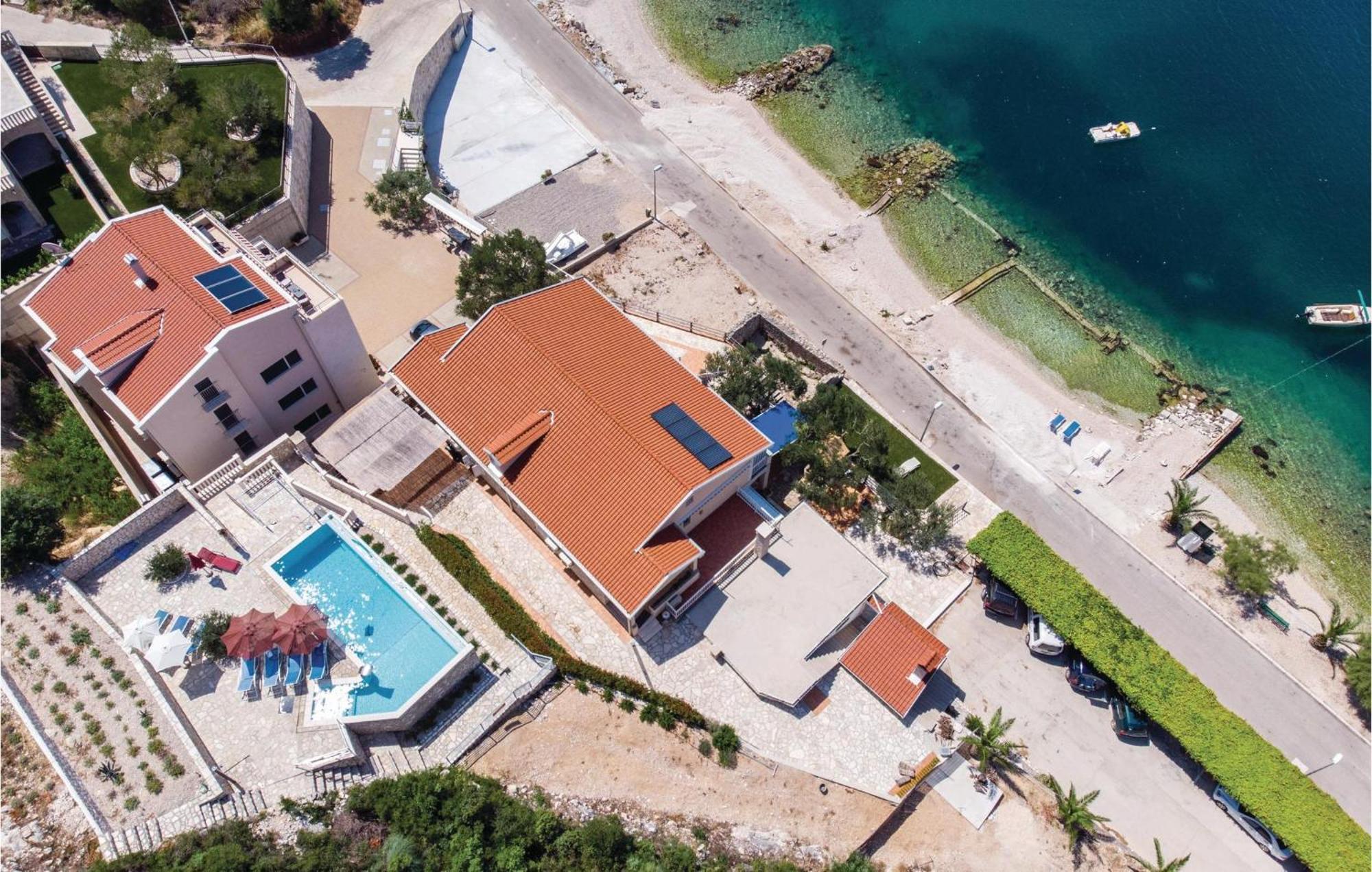 Awesome Apartment In Duba With Wifi Exteriér fotografie